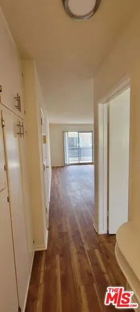 $1,895 | 1352 North Citrus Avenue, Unit 3, Los Angeles, CA 90028