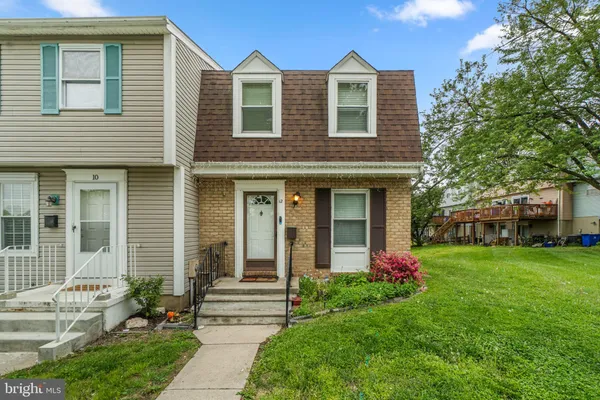 $300,000 | 12 Coats Bridge Place, Unit 2F, Frederick, MD 21703