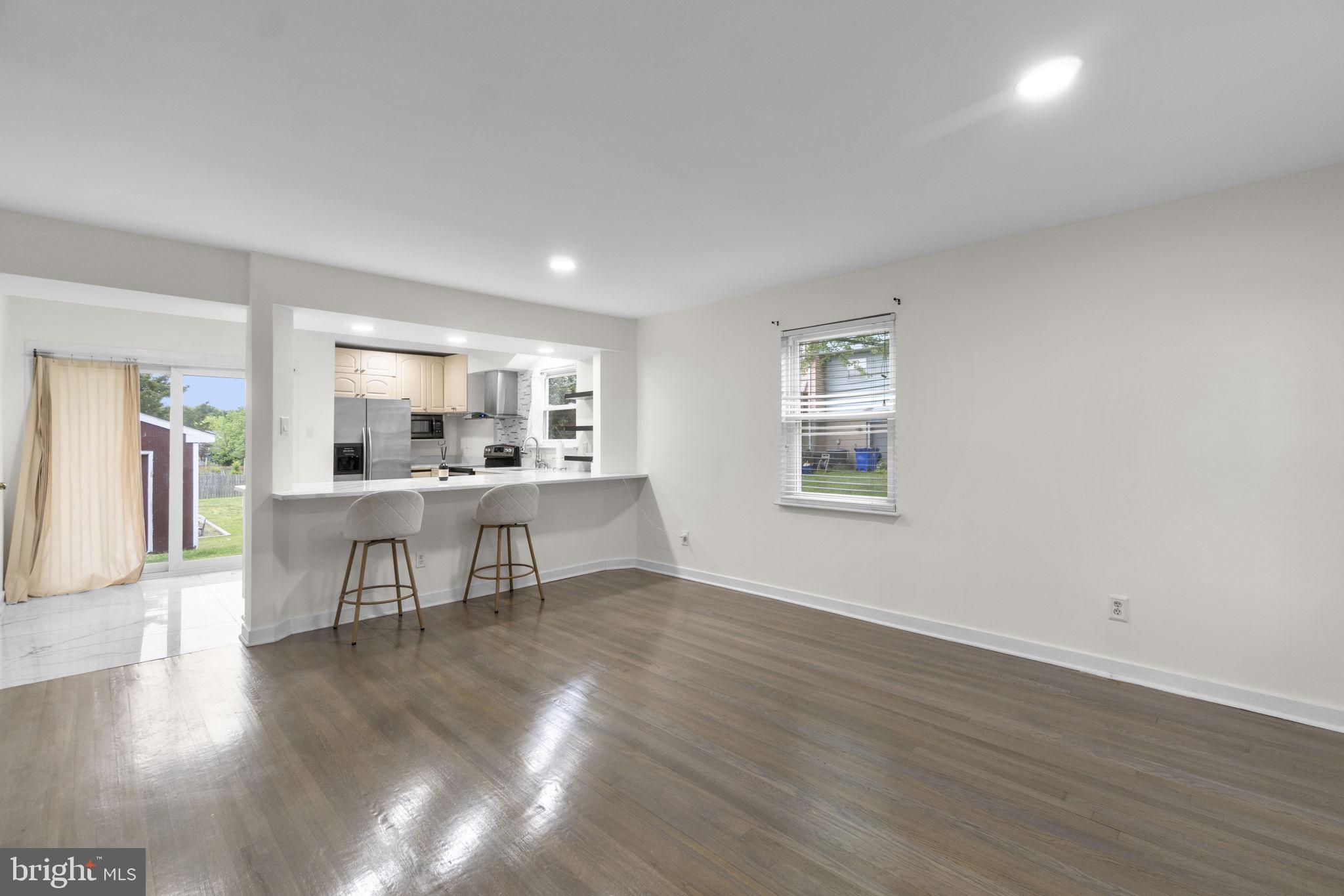 12 Coats Bridge Place, Unit 2F Frederick, MD 21703 - Photo 2 of 19