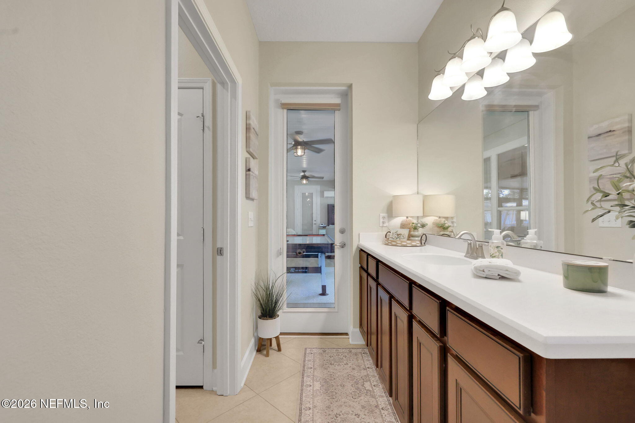 156 North Atherley Road St. Augustine, FL 32092 - Photo 25 of 80 Guest bath