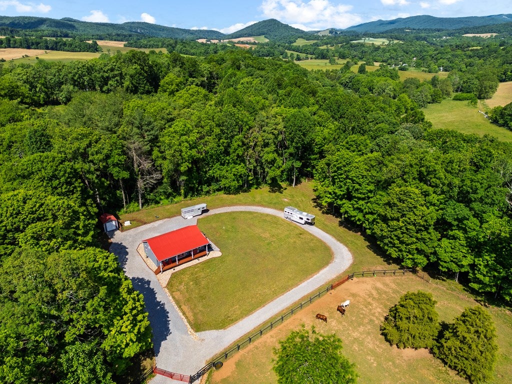 1610 Pope Road Ivanhoe, VA 24350 - Photo 74 of 93 Gallery Image 74