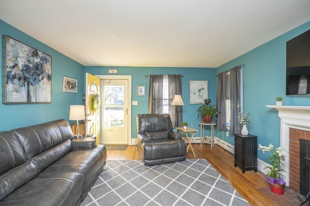 332 Alden Road Fairhaven, MA 02719 - Photo 11 of 31