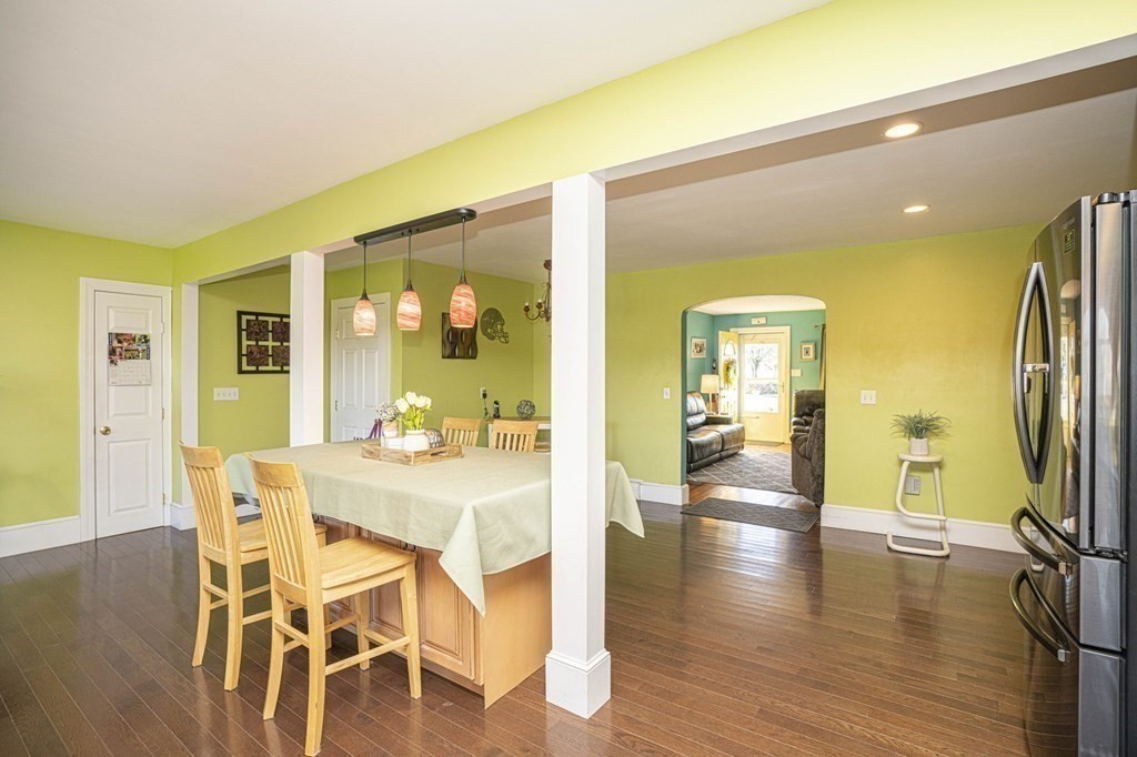 332 Alden Road Fairhaven, MA 02719 - Photo 14 of 31