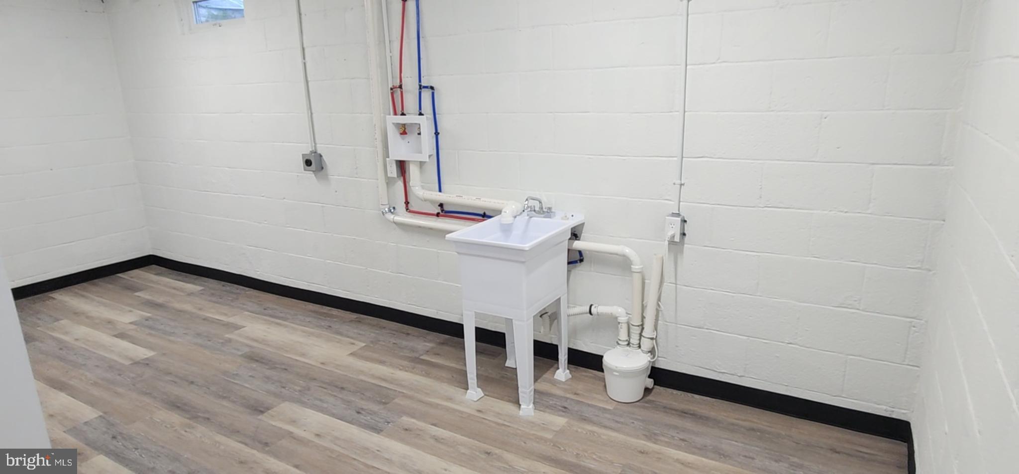 409 East Chestnut Street Cleona, PA 17042 - Photo 17 of 21