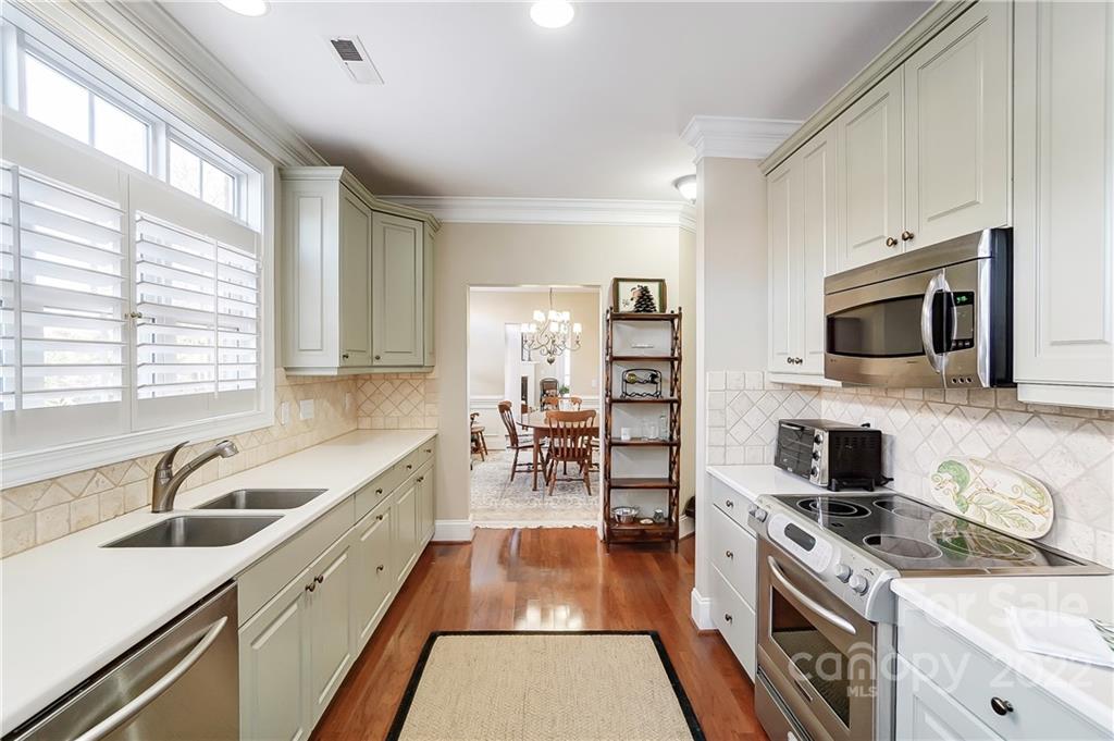 613 Crosswater Lane Fort Mill, SC 29708 - Photo 17 of 45 Gallery Image 17