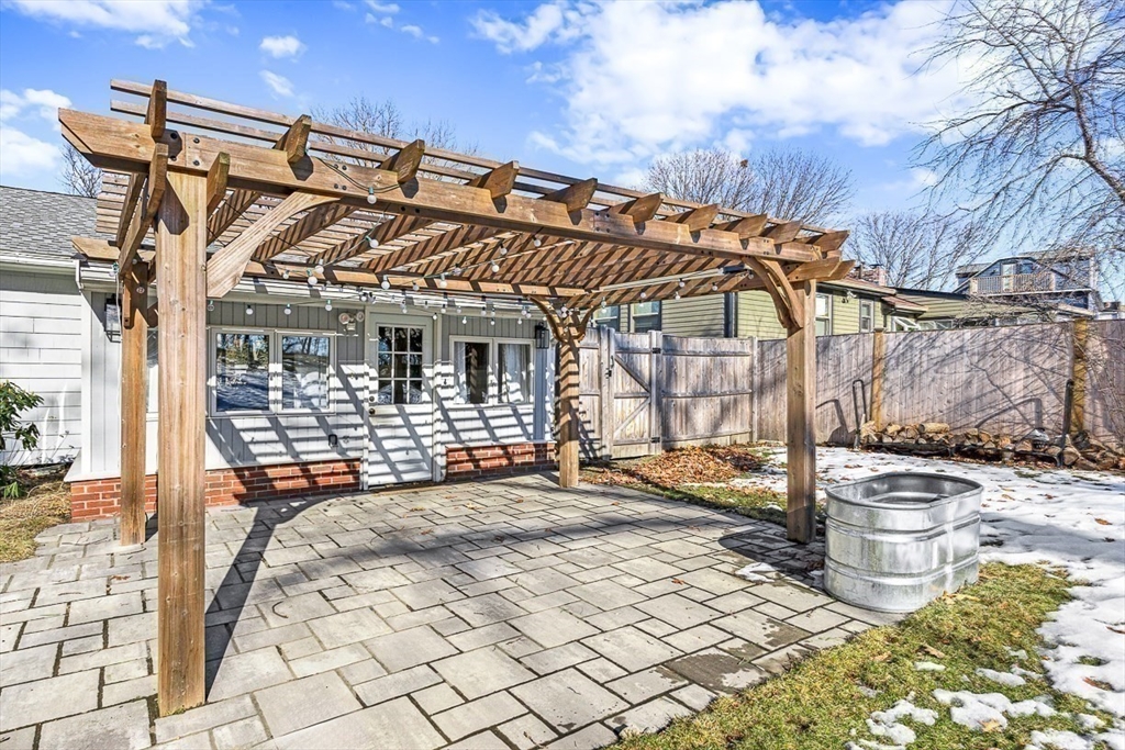 81 Fulton Spring Road Medford, MA 02155 - Photo 20 of 26 Gallery Image 20