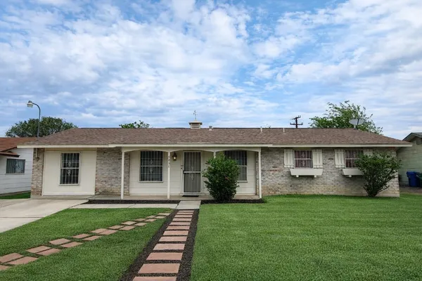 $185,000 | 5855 Sandy Valley Drive, San Antonio, TX 78242