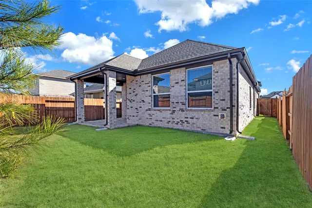 $2,800 | 16342 Placid Stream Street, Conroe, TX 77302