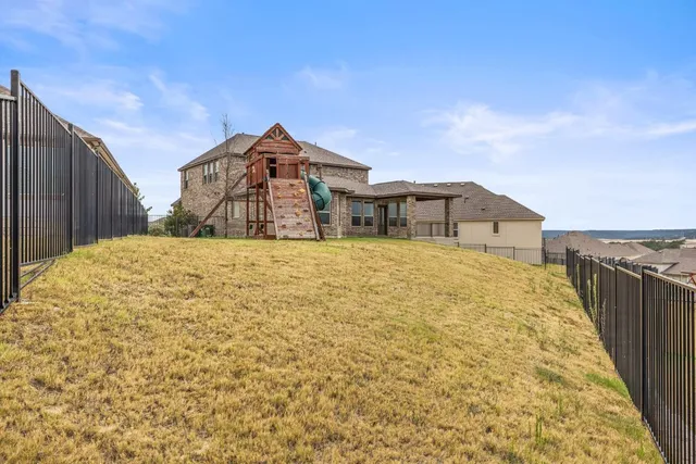 a view of a house with a large area