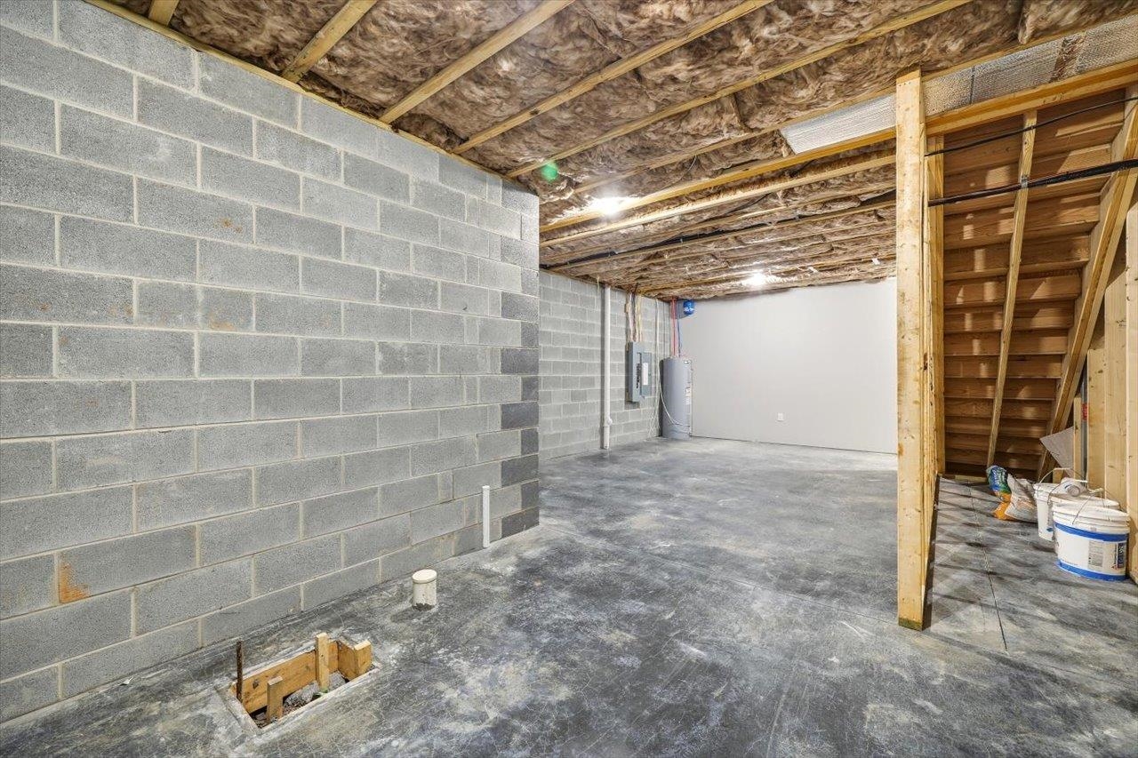 103 Hilltop Terrace Road Staunton, VA 24401 - Photo 32 of 47