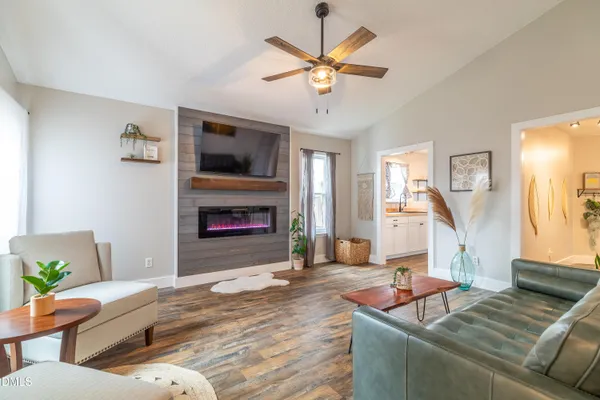 $475,000 | 302 Center Park Way, Apex, NC 27502