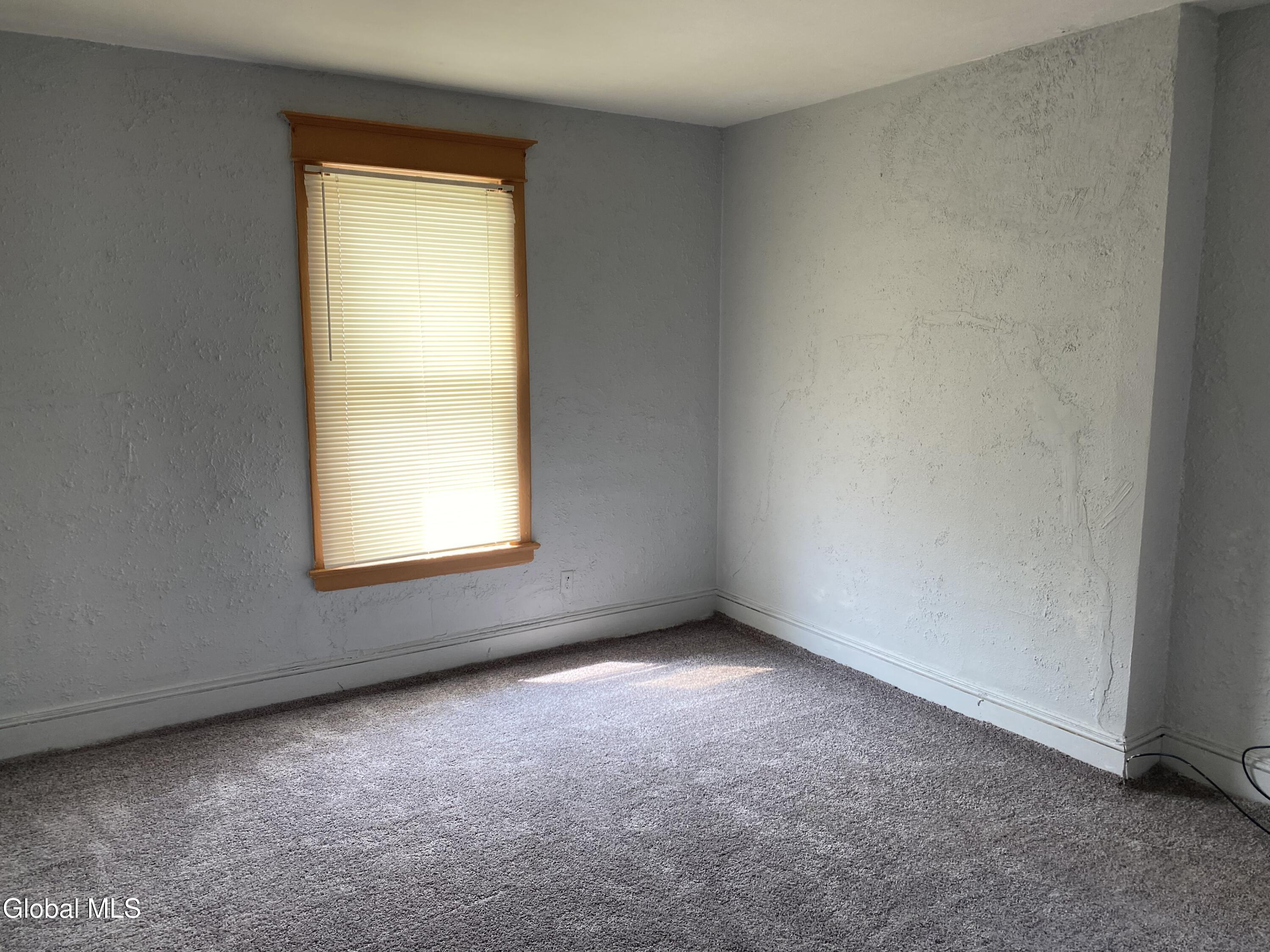 1337 Chrisler Avenue Schenectady, NY 12303 - Photo 14 of 15 IMG_8711 (2)