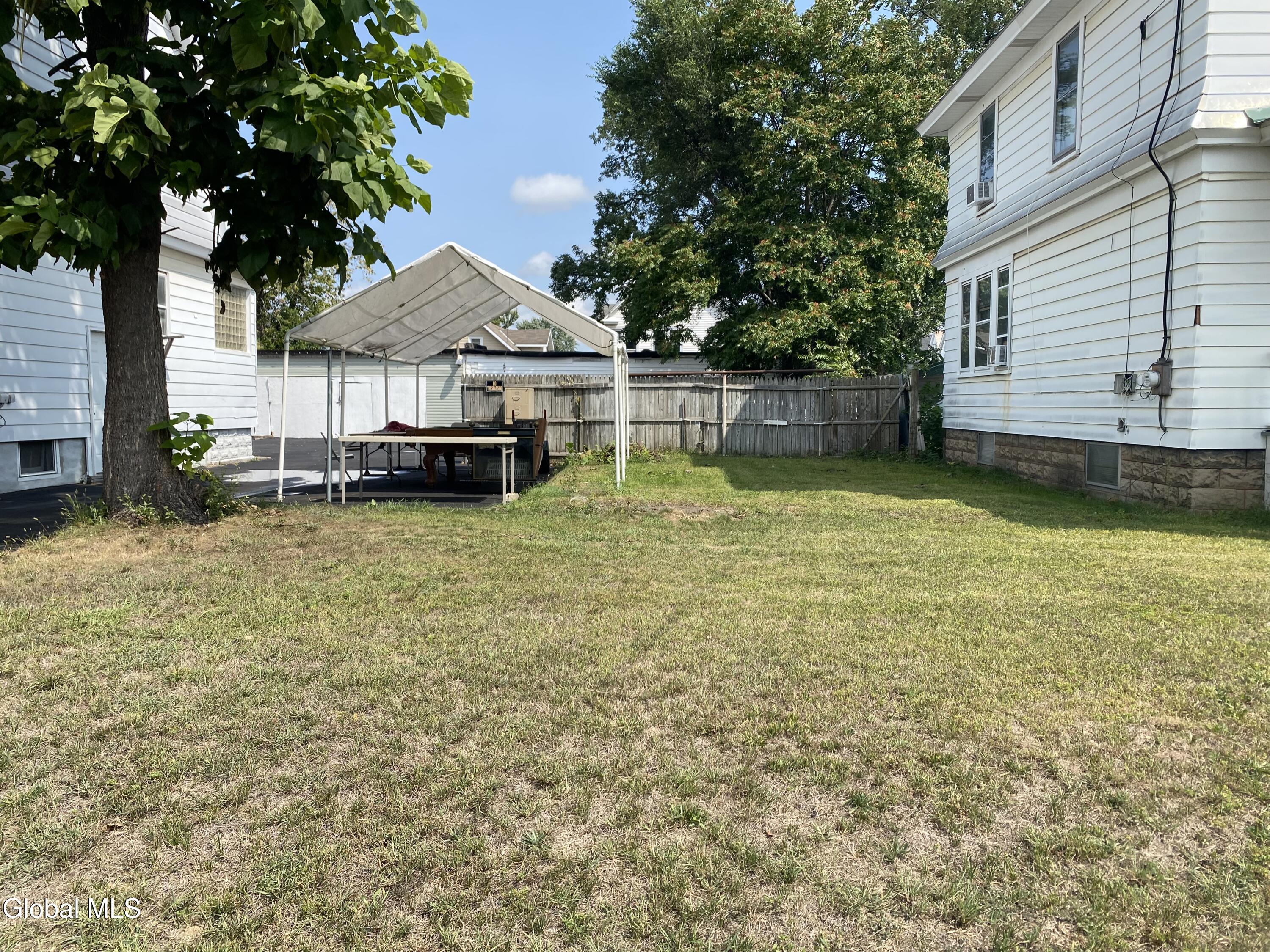 1337 Chrisler Avenue Schenectady, NY 12303 - Photo 4 of 15 IMG_8707 (2)