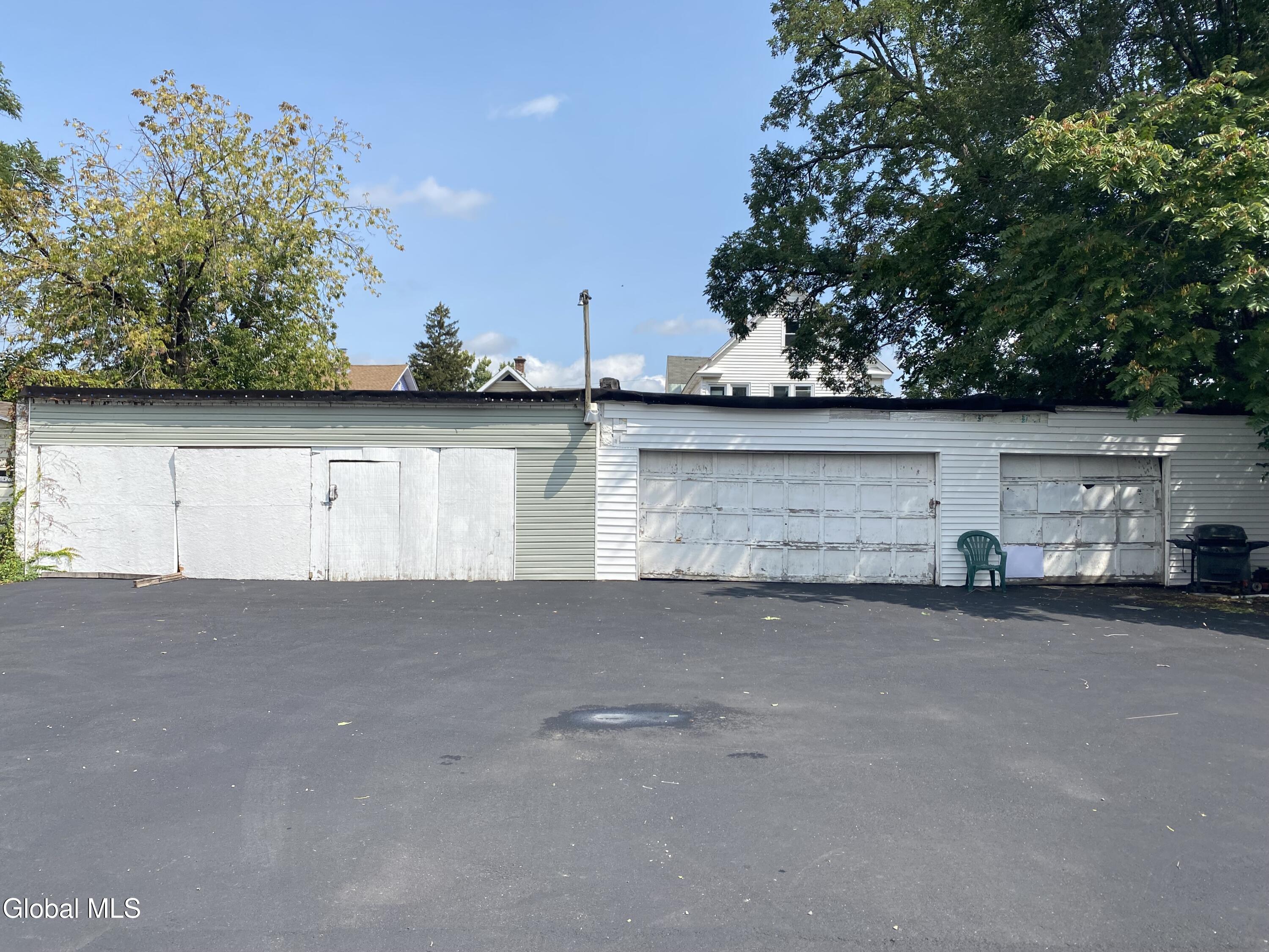 1337 Chrisler Avenue Schenectady, NY 12303 - Photo 6 of 15 IMG_8696