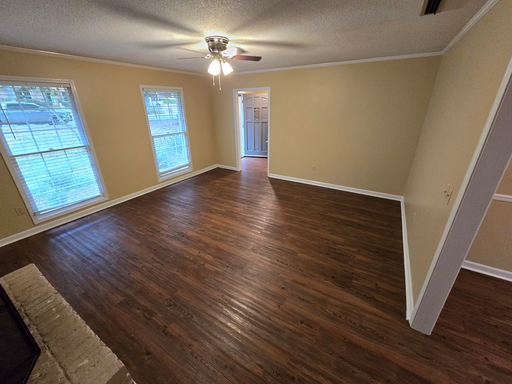 1102 Rendale Road Dothan, AL 36303 - Photo 4 of 23