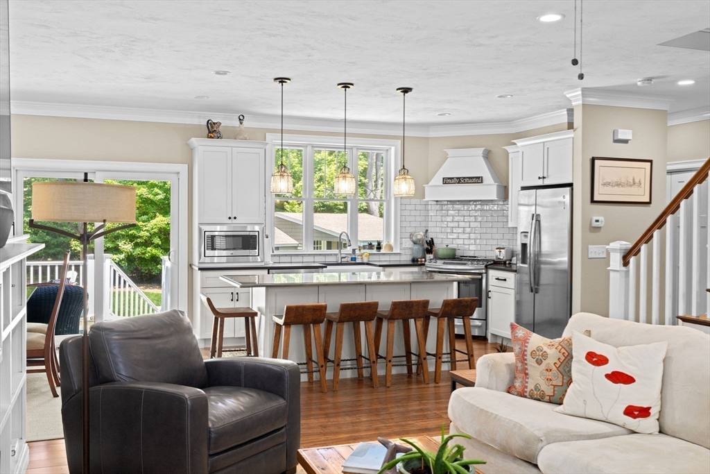 260 Beaver Dam Road Scituate, MA 02066 - Photo 6 of 40 Gallery Image 6