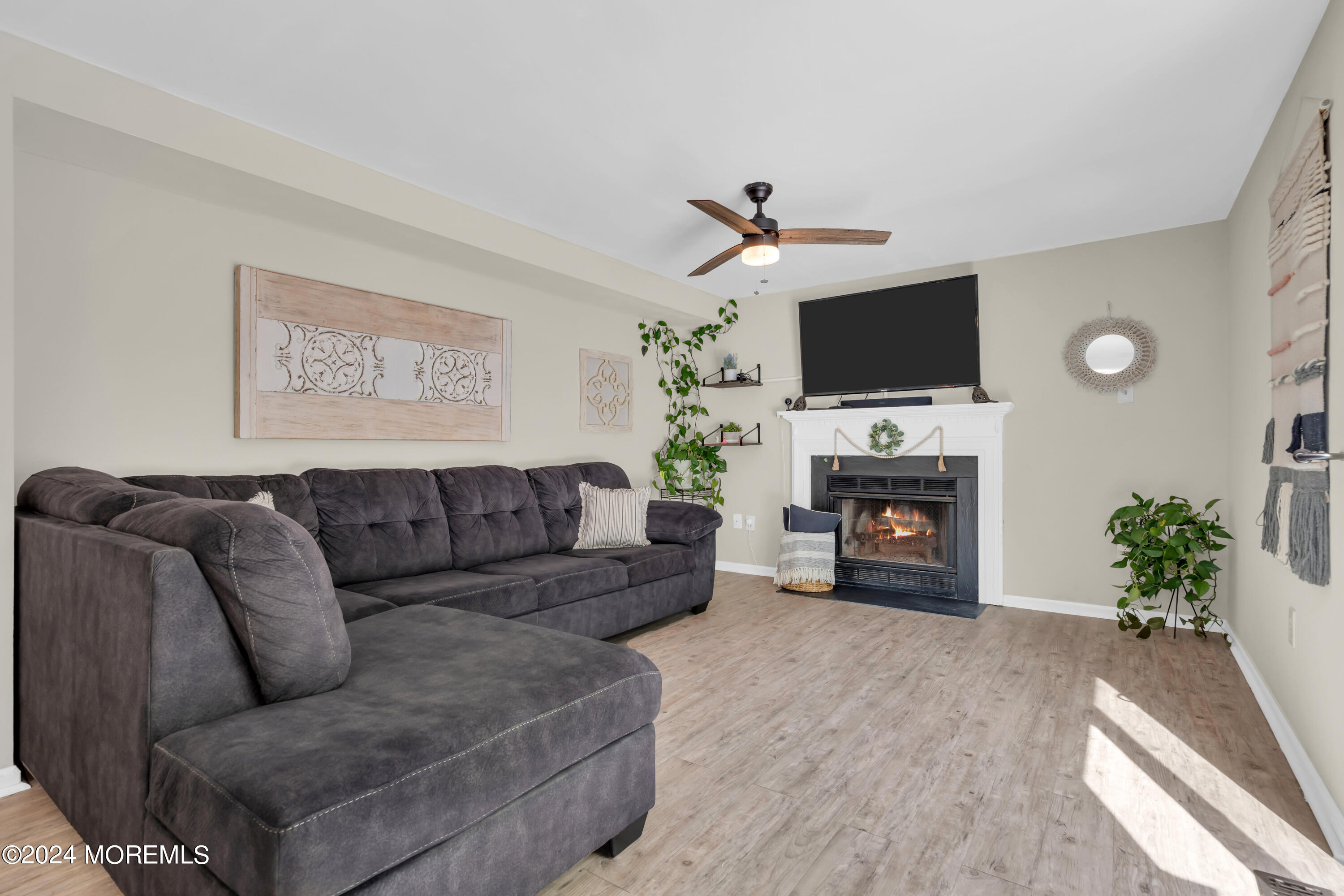 33 Beacon Drive Barnegat, NJ 08005 - Photo 16 of 32 family room