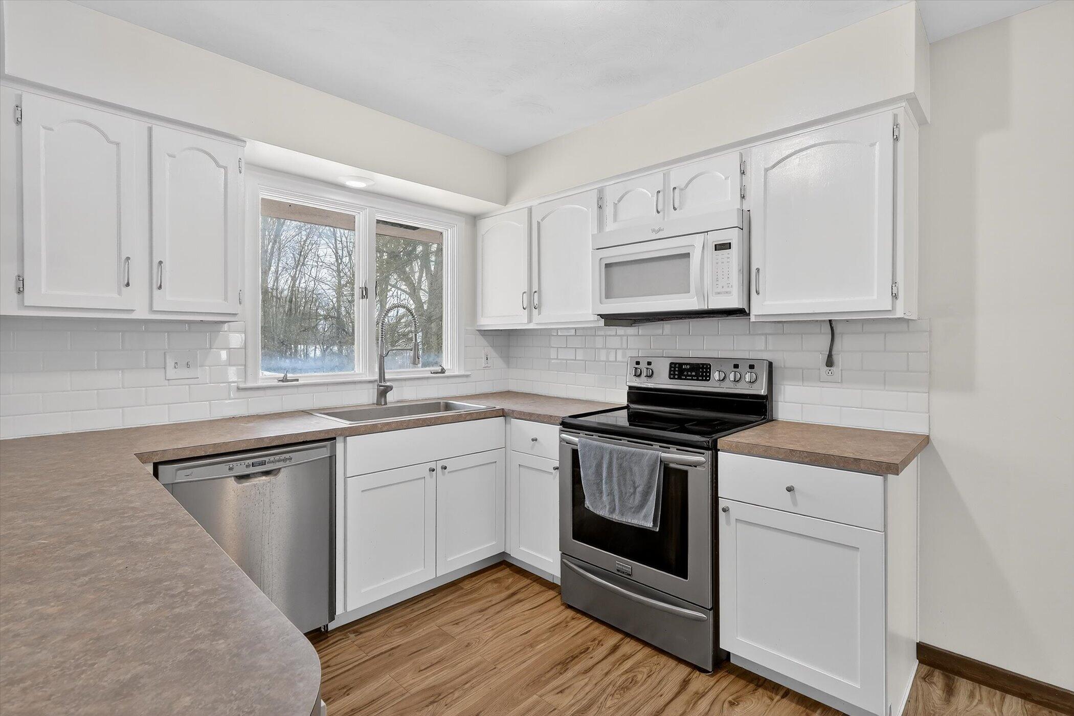 1500 East Frost Road Williamston, MI 48895 - Photo 12 of 40 16