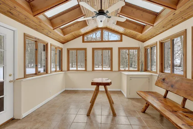 $300,000 | 1500 East Frost Road, Williamston, MI 48895