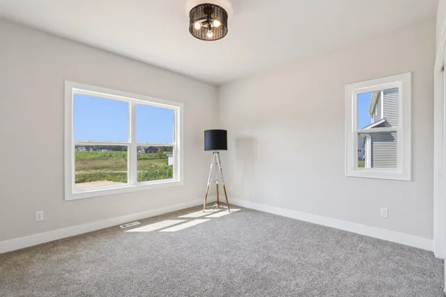 $684,900 | 322 Kiddle Lane, Union Grove, WI 53182