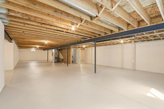 $684,900 | 322 Kiddle Lane, Union Grove, WI 53182