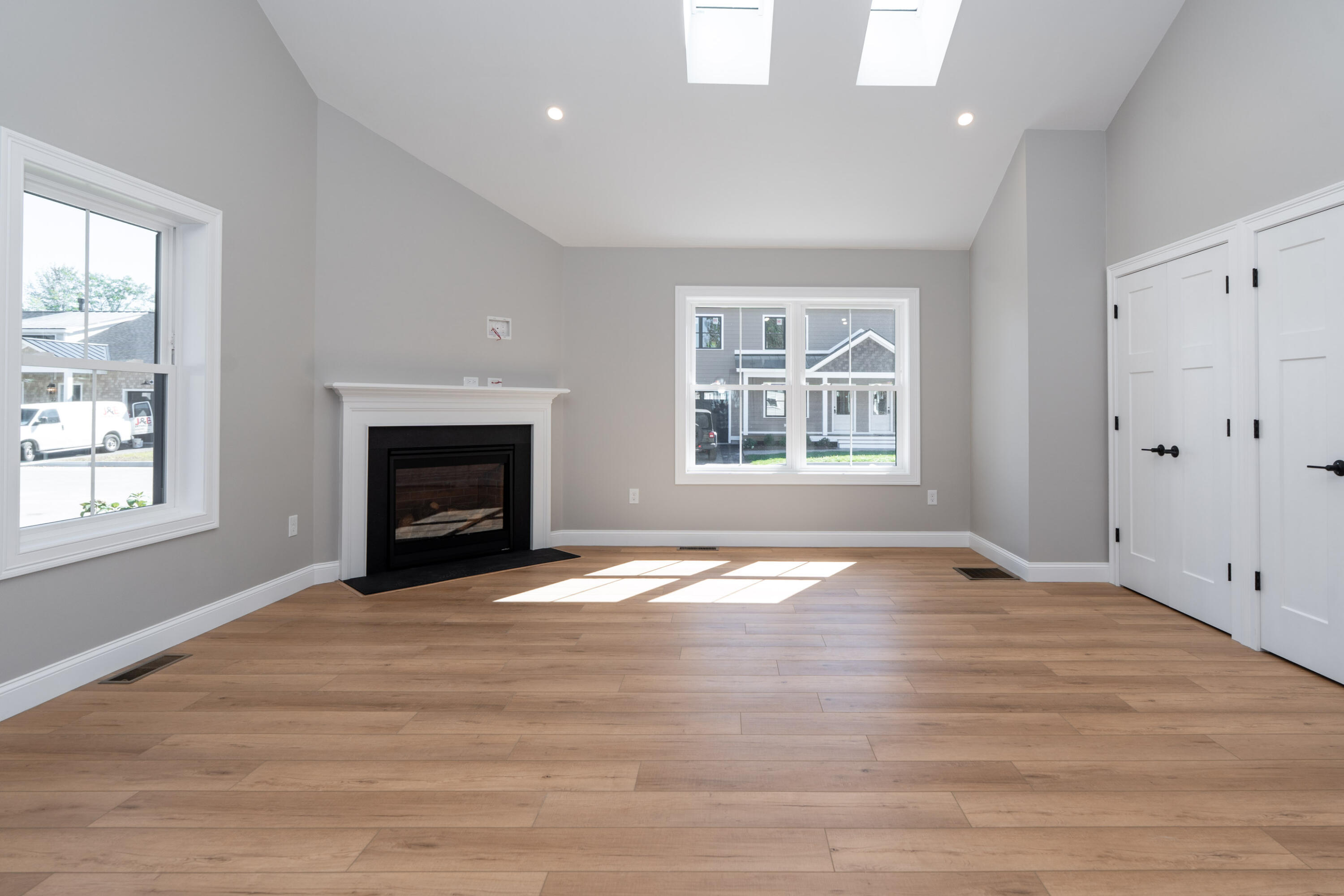 1 Daybreak Lane, Unit 1 Windham, ME 04062 - Photo 6 of 14 Cove.at.Highland.9-14-25-7