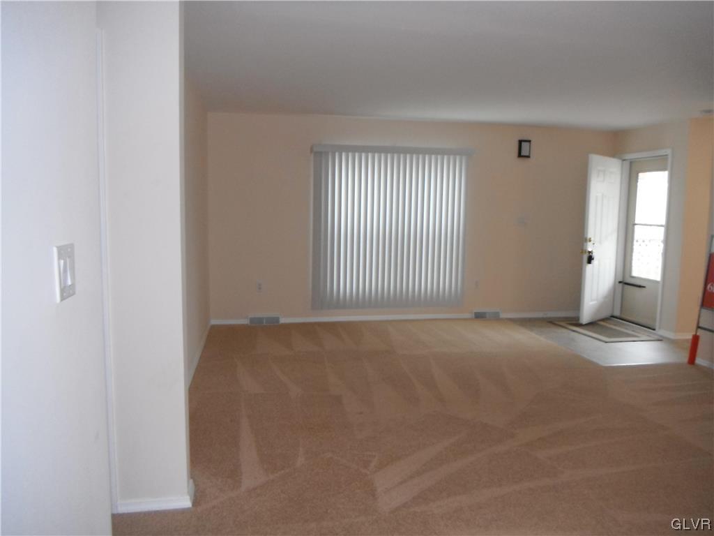 39 Abbey Road Easton, PA 18040 - Photo 19 of 22 Gallery Image 19