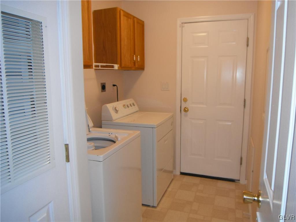 39 Abbey Road Easton, PA 18040 - Photo 9 of 22 Gallery Image 9
