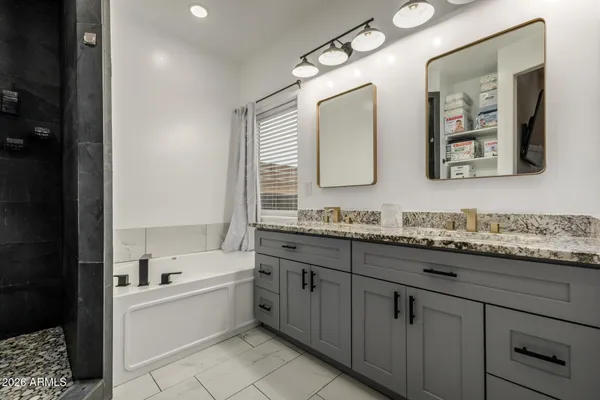 $769,800 | 1427 East Whiteley Street, Apache Junction, AZ 85119