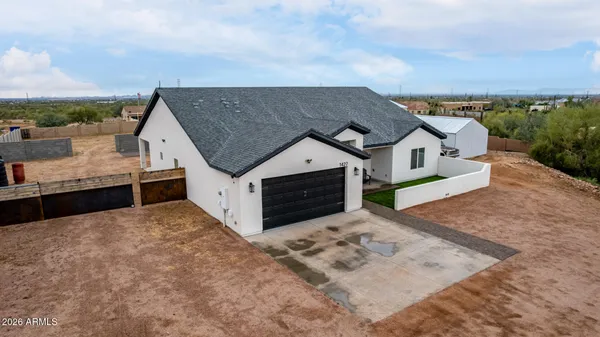 $769,800 | 1427 East Whiteley Street, Apache Junction, AZ 85119