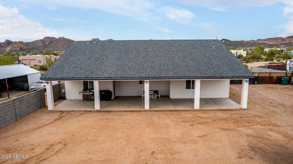 $769,800 | 1427 East Whiteley Street, Apache Junction, AZ 85119