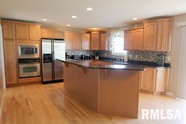 427 Macey Lake Road Metamora, IL 61548 - Photo 3 of 26