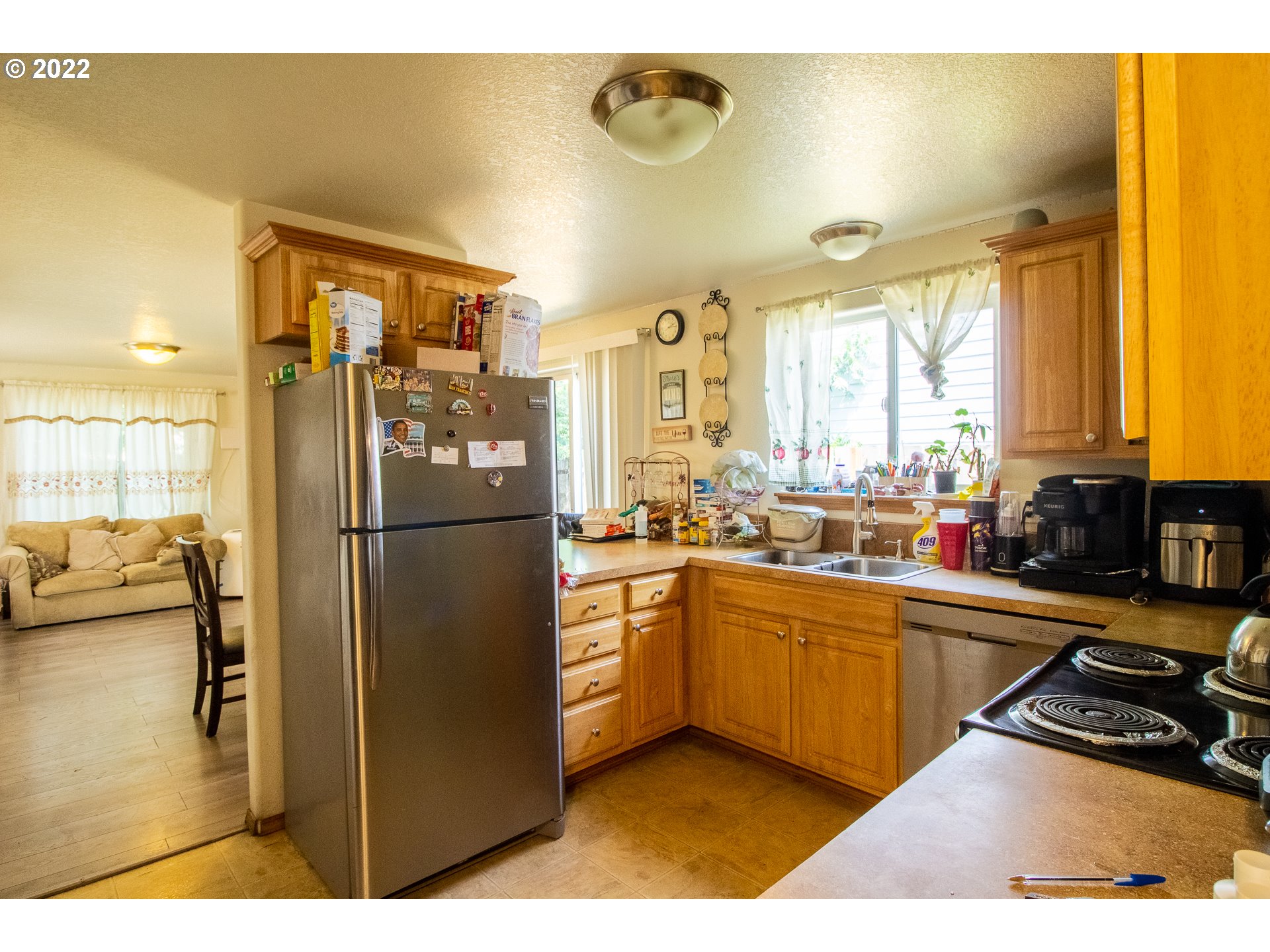 2719 Southeast 136th Place Portland, OR 97236 - Photo 10 of 16