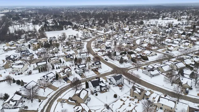 $399,900 | 13926 Wakefield Place, Fishers, IN 46038