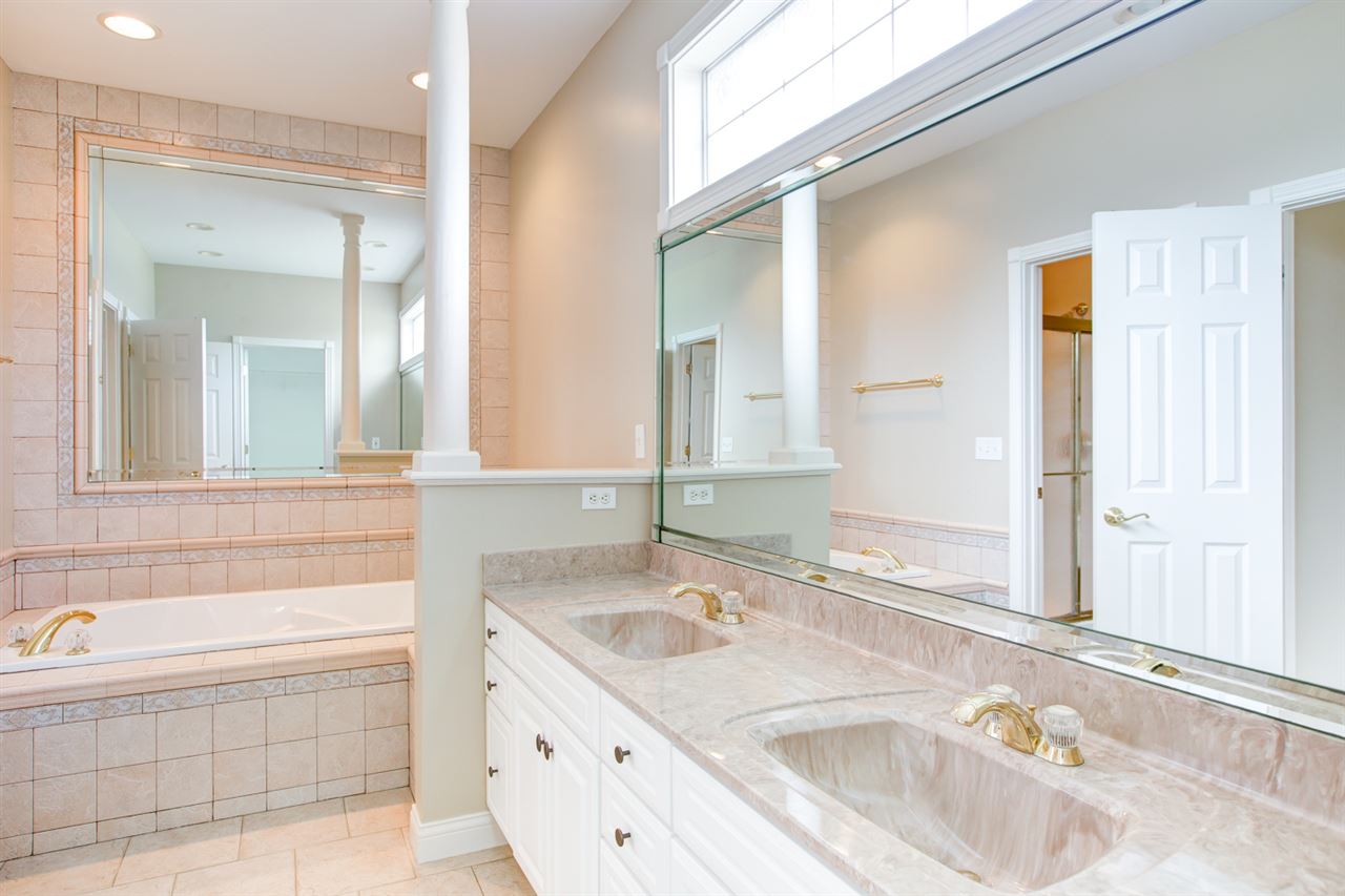 2198 Waters Ridge Drive Newburgh, IN 47630 - Photo 16 of 36 Gallery Image 16
