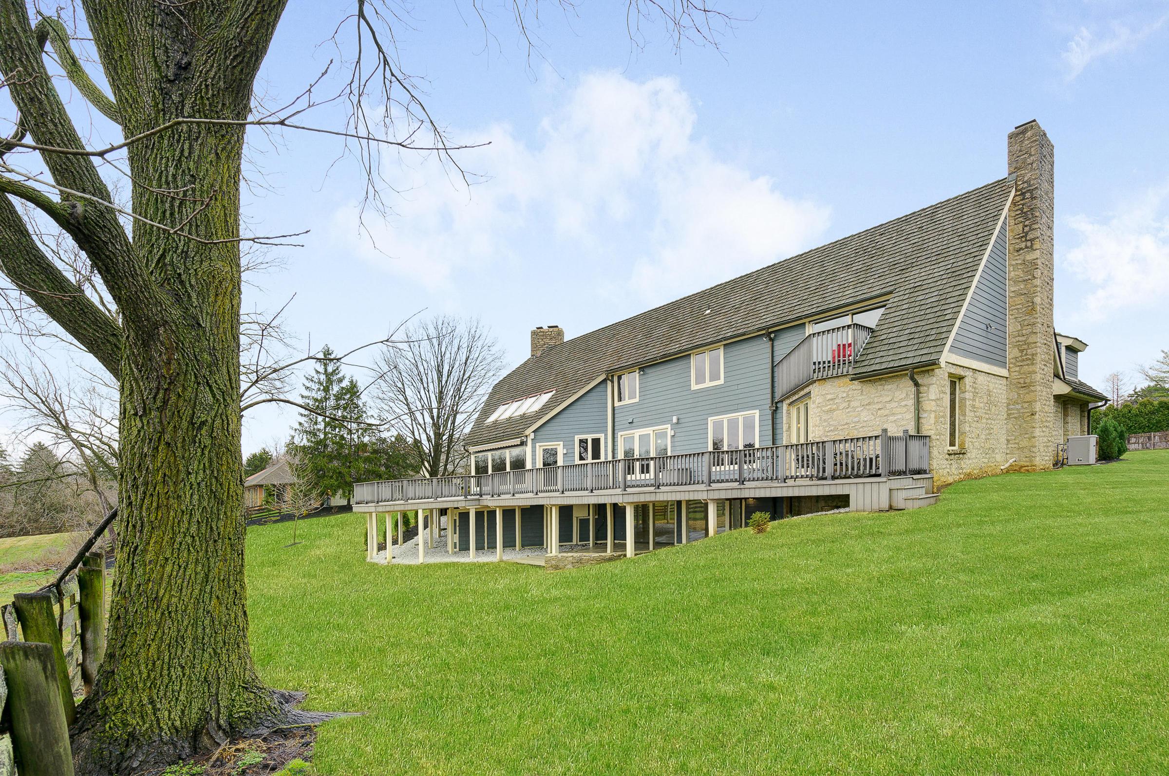 2695 Sandover Road Columbus, OH 43220 - Photo 40 of 40