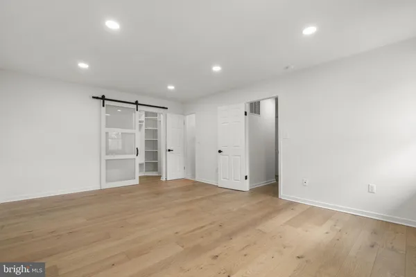 $6,200 | 2339 North Powhatan Street, Arlington, VA 22205