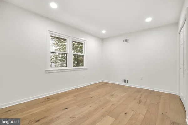 $6,200 | 2339 North Powhatan Street, Arlington, VA 22205