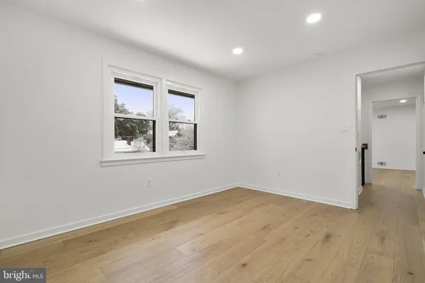 $6,200 | 2339 North Powhatan Street, Arlington, VA 22205