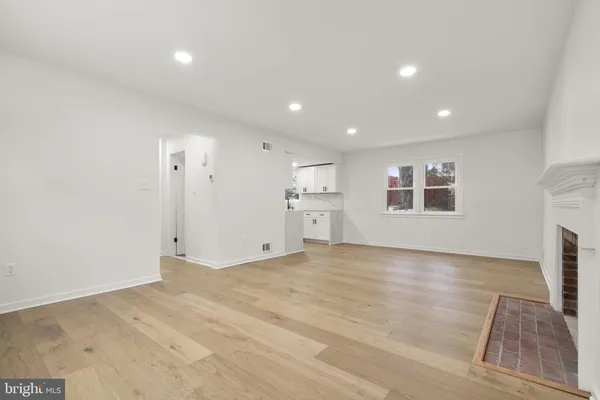 $6,200 | 2339 North Powhatan Street, Arlington, VA 22205