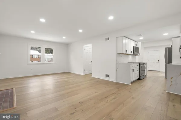 $6,200 | 2339 North Powhatan Street, Arlington, VA 22205