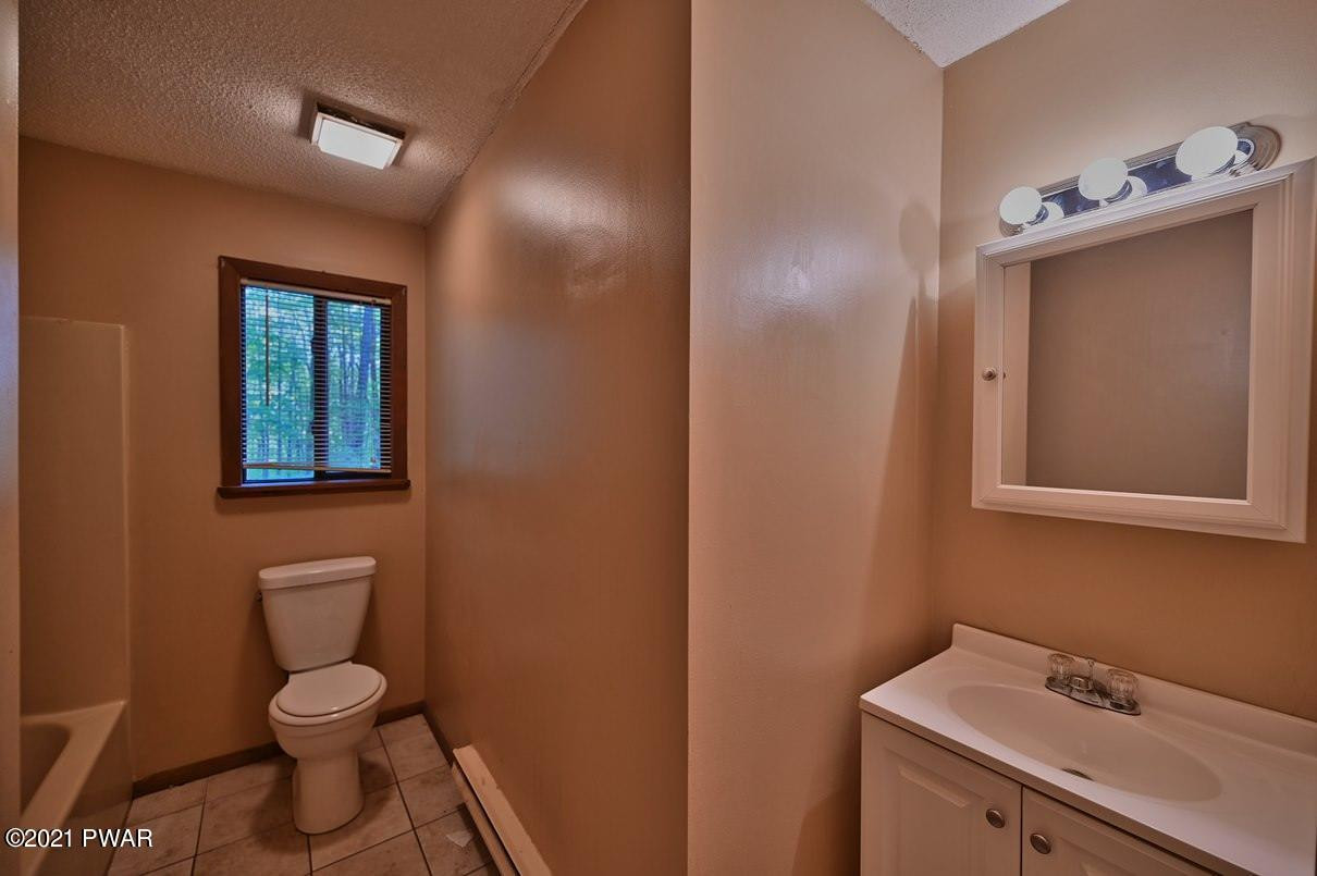 34 Boulder Road Lake Ariel, PA 18436 - Photo 25 of 43