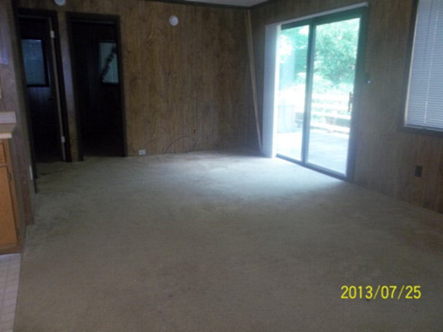 936 North Maple Road Mount Jackson, VA 22842 - Photo 8 of 8 a view of empty room with window
