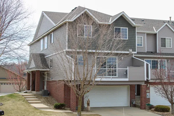 $274,400 | 610 Shardlow Lane Northeast, Byron, MN 55920