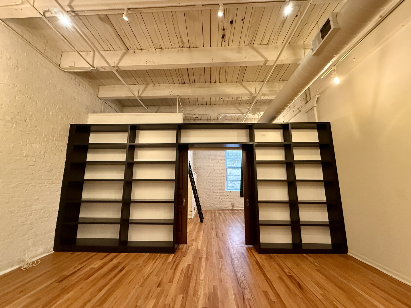 312 North May Street, Unit 4H Chicago, IL 60607 - Photo 5 of 22
