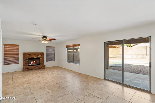 $2,850 | 4626 East Weaver Road, Phoenix, AZ 85050