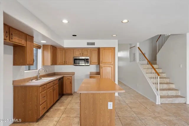 $2,850 | 4626 East Weaver Road, Phoenix, AZ 85050