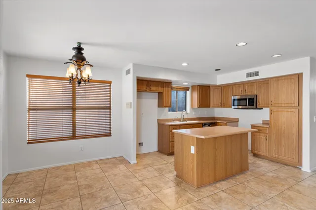 $2,850 | 4626 East Weaver Road, Phoenix, AZ 85050