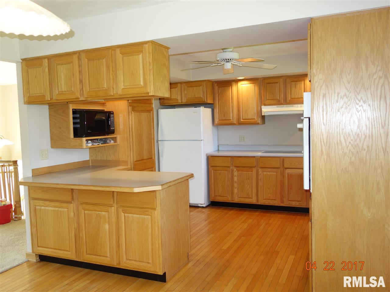 8151 North Blackbridge Road Edwards, IL 61528 - Photo 8 of 16 Gallery Image 8