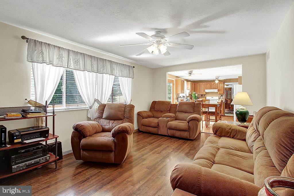 260 Troy Road Dallastown, PA 17313 - Photo 10 of 26 Gallery Image 10